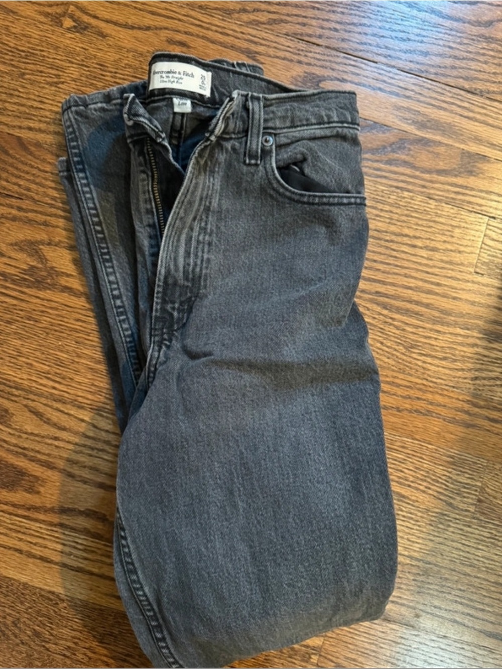 Abercrombie '90s Straight Ultra High Rise Jeans
